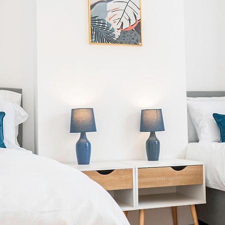 Charming 2-Bedroom Flat With A Garden And Free Parking At Abingdon อ็อกซ์ฟอร์ด ภายนอก รูปภาพ