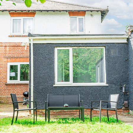 Charming 2-Bedroom Flat With A Garden And Free Parking At Abingdon อ็อกซ์ฟอร์ด ภายนอก รูปภาพ