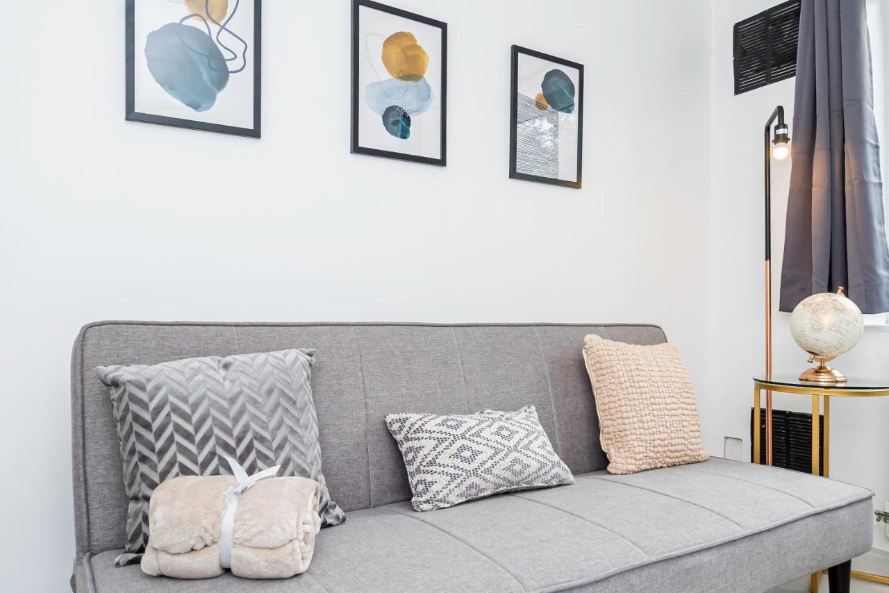 Charming 2-Bedroom Flat With A Garden And Free Parking At Abingdon อ็อกซ์ฟอร์ด ภายนอก รูปภาพ