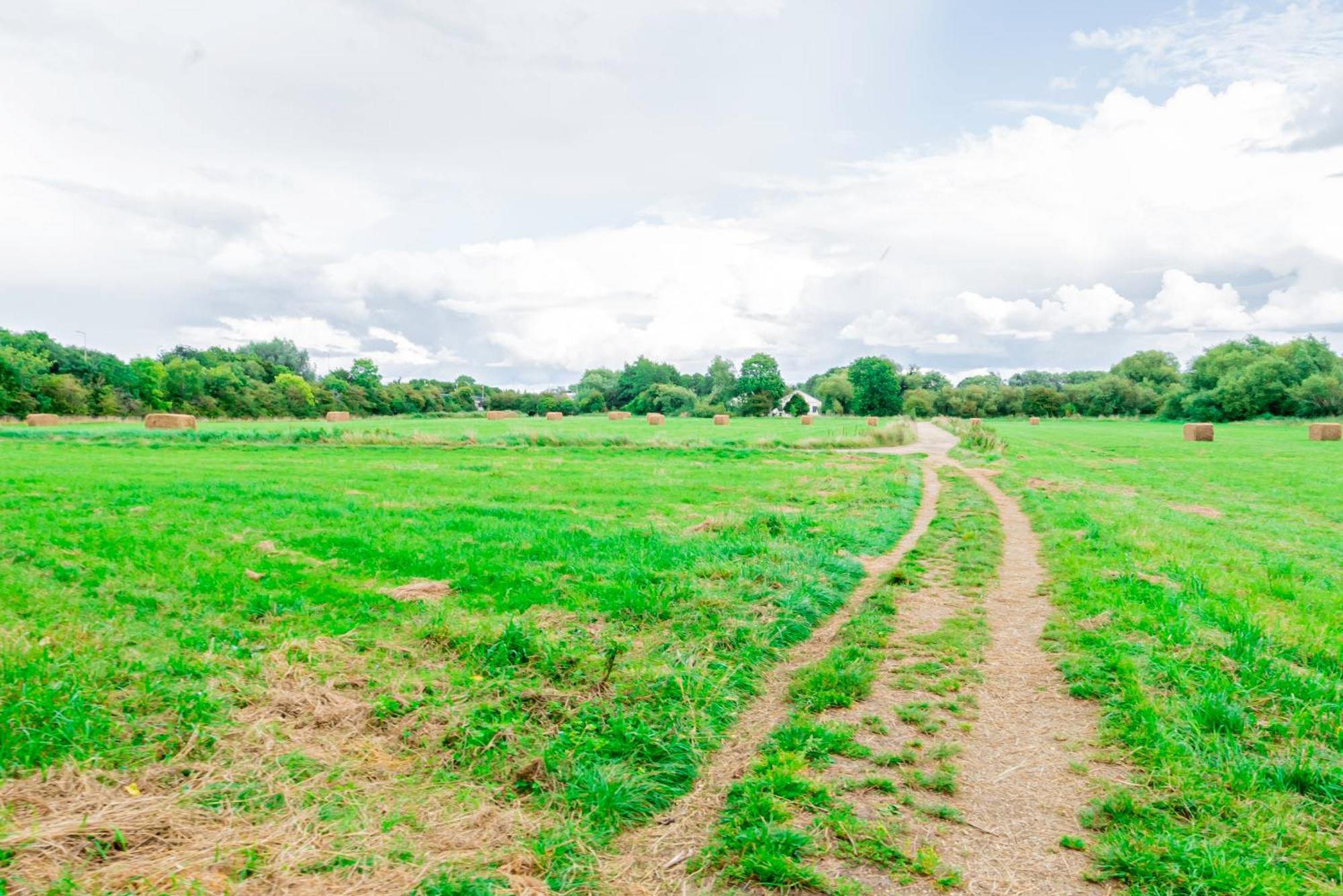 Charming 2-Bedroom Flat With A Garden And Free Parking At Abingdon อ็อกซ์ฟอร์ด ภายนอก รูปภาพ