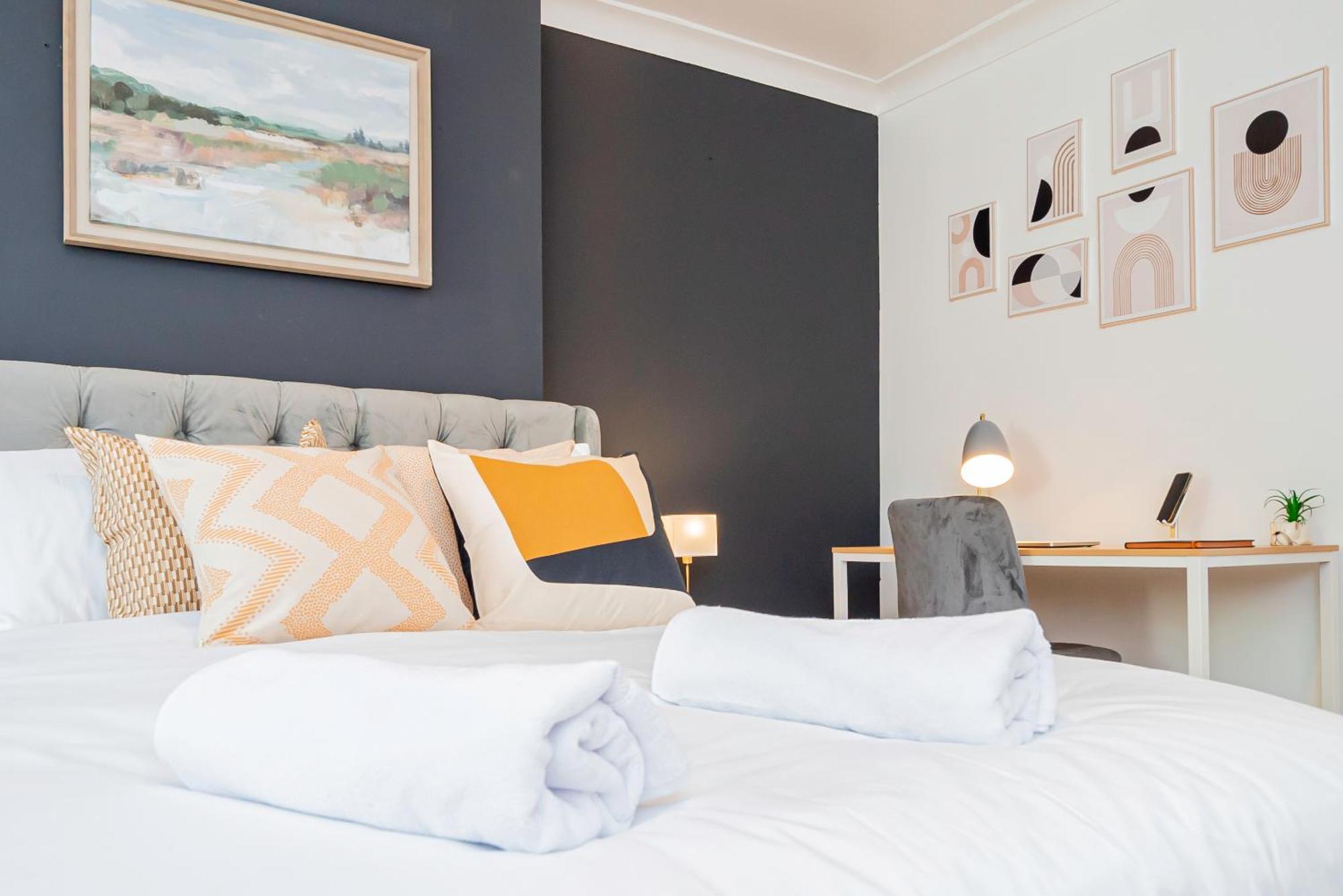 Charming 2-Bedroom Flat With A Garden And Free Parking At Abingdon อ็อกซ์ฟอร์ด ภายนอก รูปภาพ