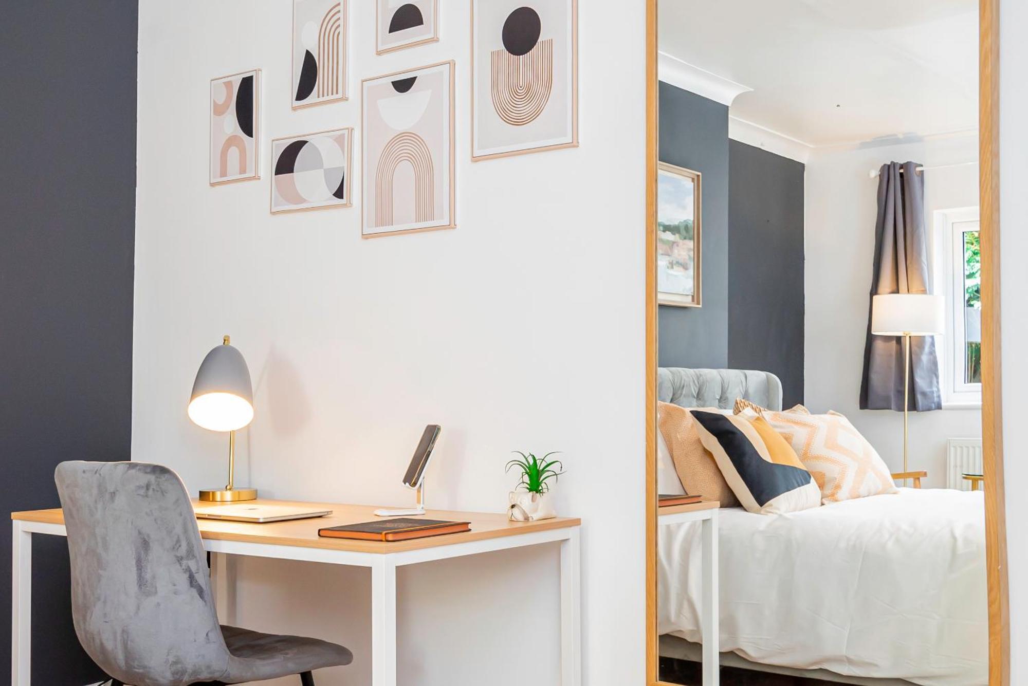 Charming 2-Bedroom Flat With A Garden And Free Parking At Abingdon อ็อกซ์ฟอร์ด ภายนอก รูปภาพ